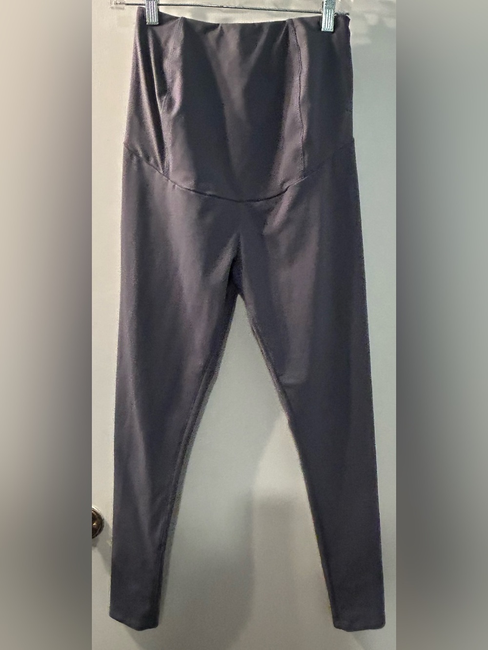 Time and Tru High-Waist Gray maternity Leggings Size S (4-6)